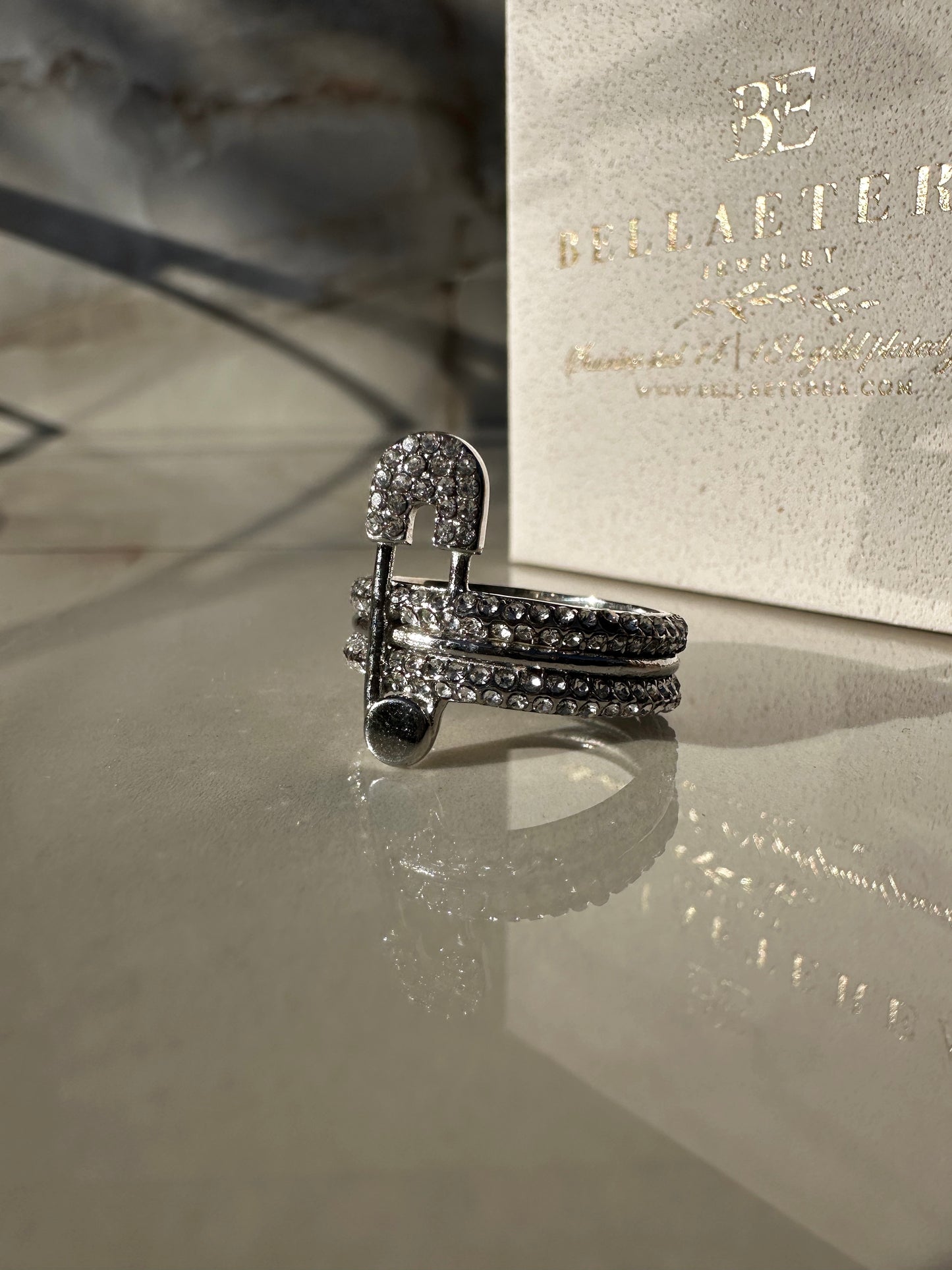 BROCHE ❥ Silver Ring