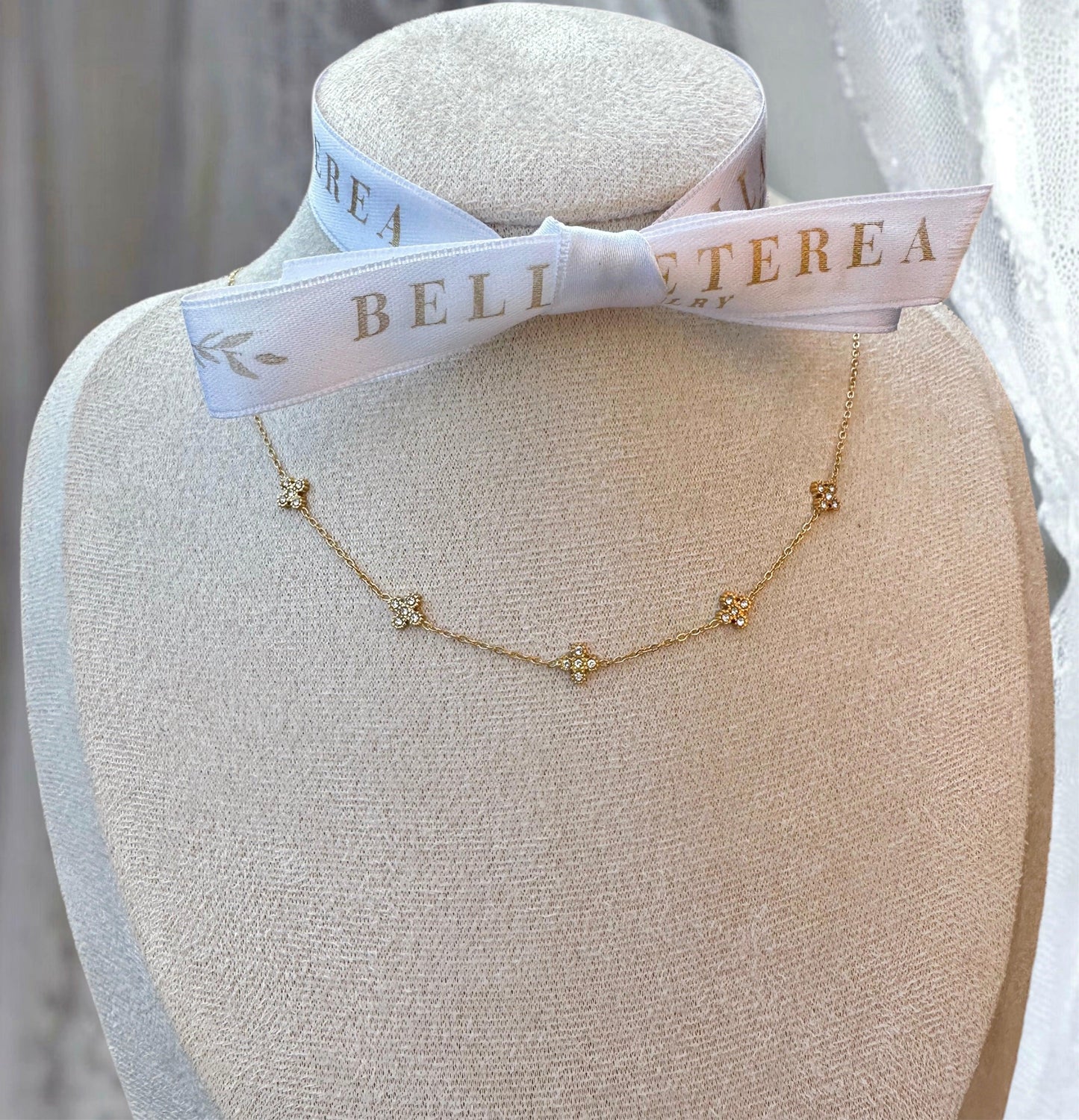 LADYSNOW ❥ Collana