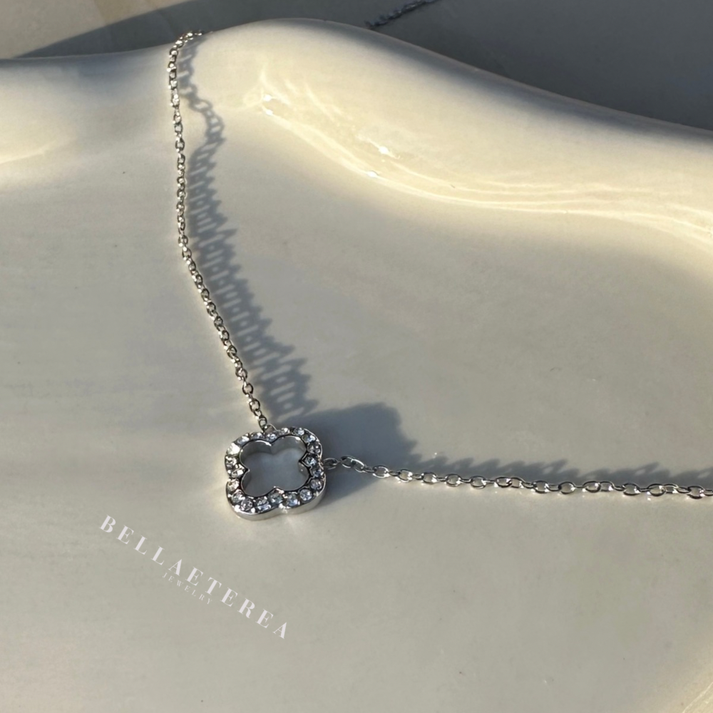 MINI CLOVER ❥ Silver necklace