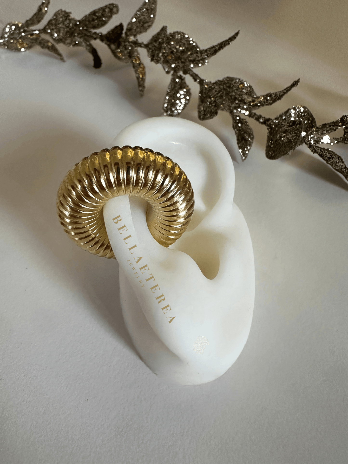 RIBBED ❥ Ear Cuff