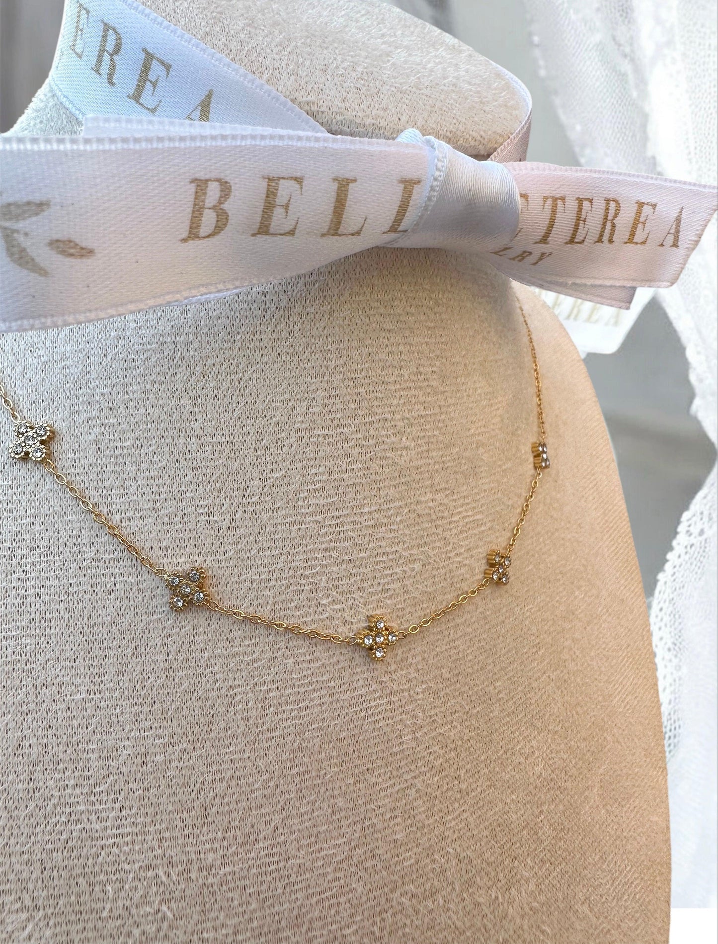 LADYSNOW ❥ Collana