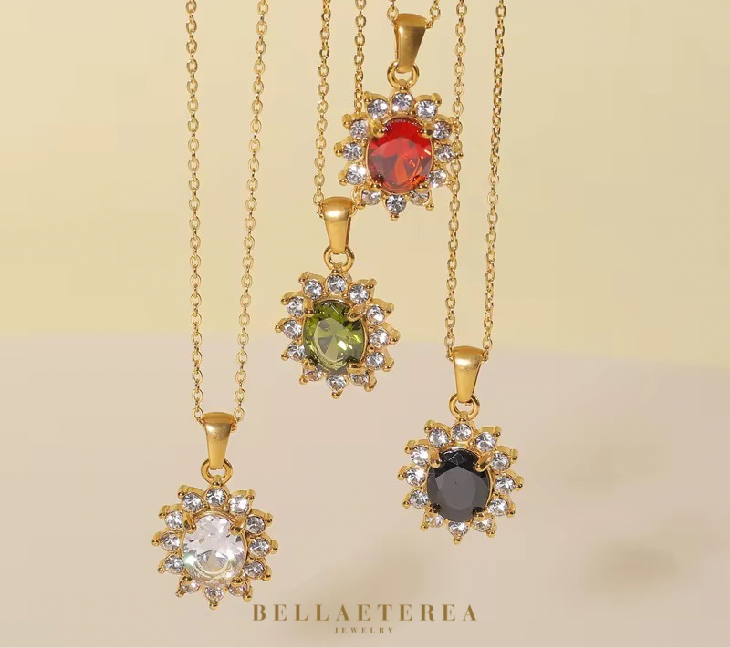 SEYCHELLES ❥ Red Necklace