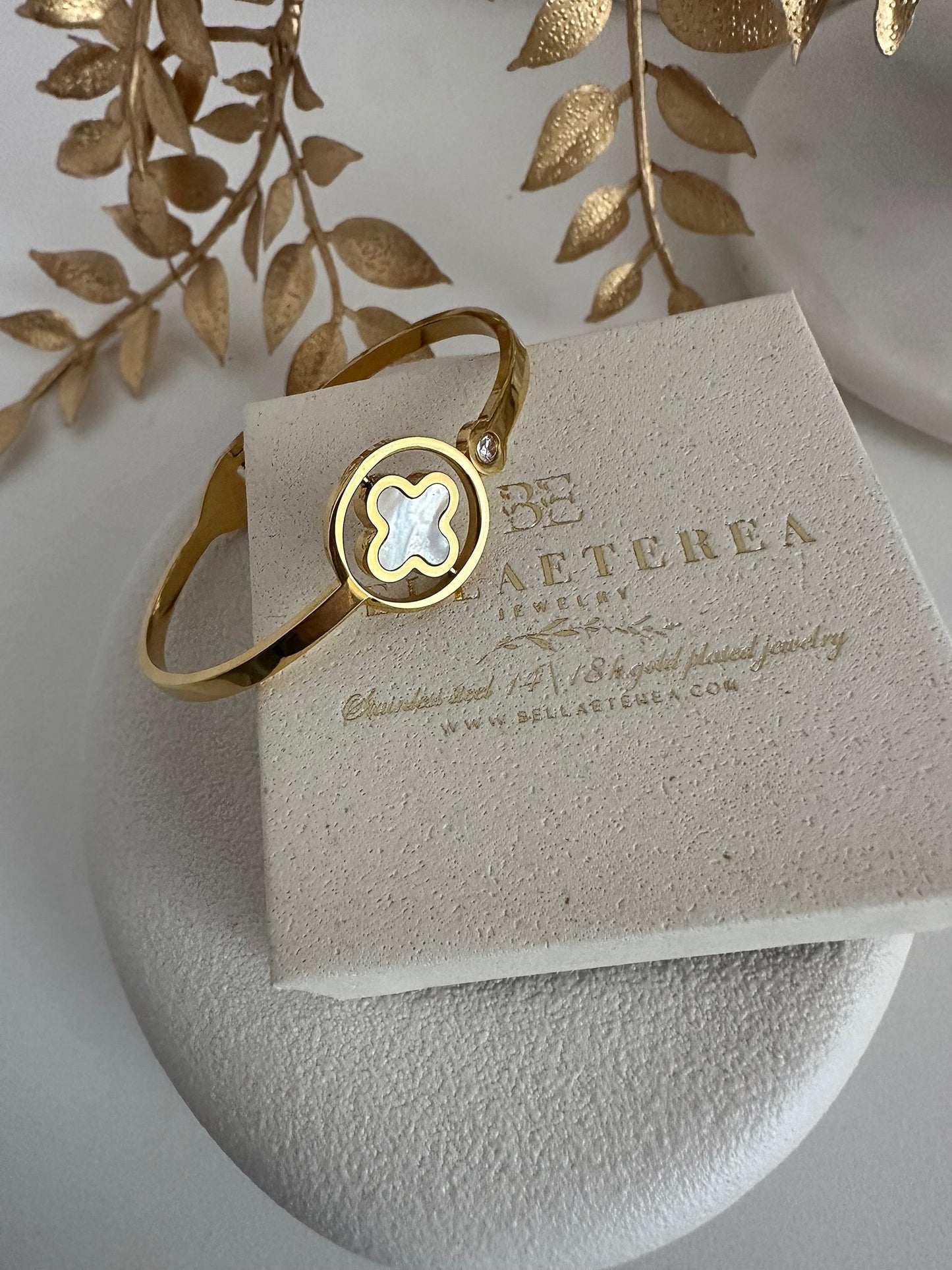 YING & YANG ❥ Bangle - BELLAETEREA