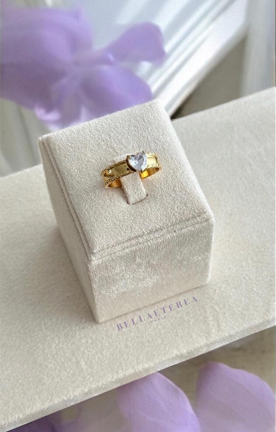 AMATA ❥ Anello