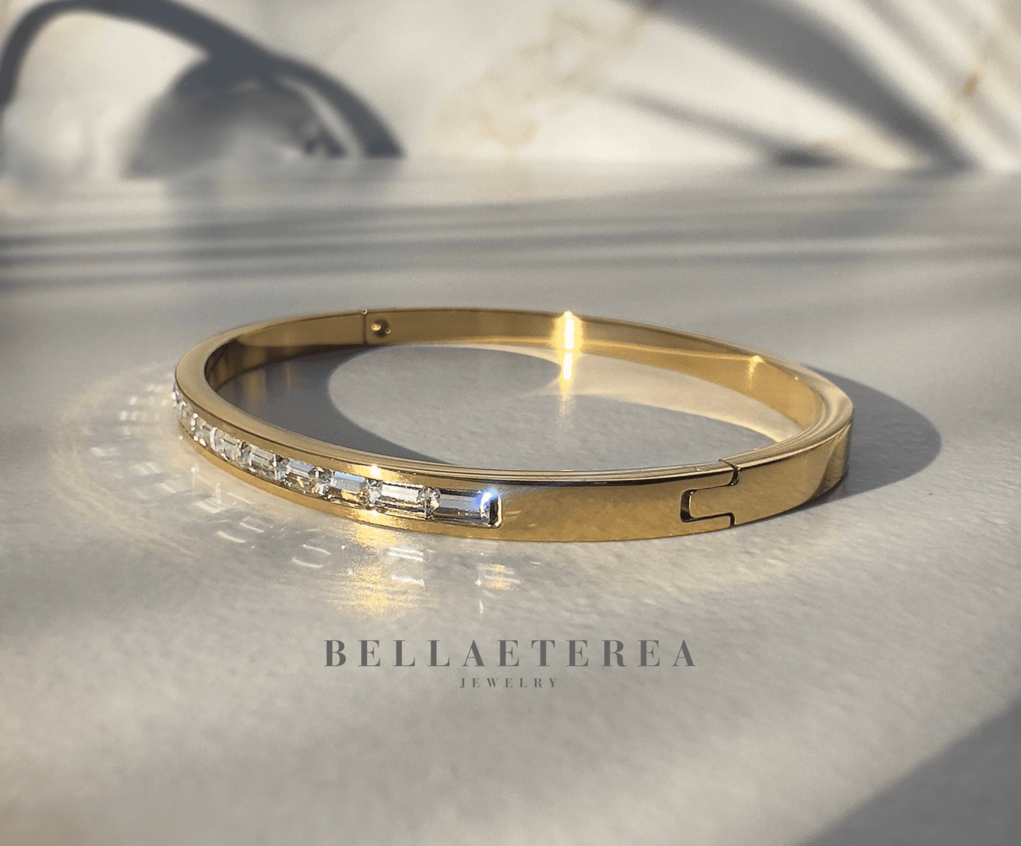ÈLISE ❥ Gold Bangle