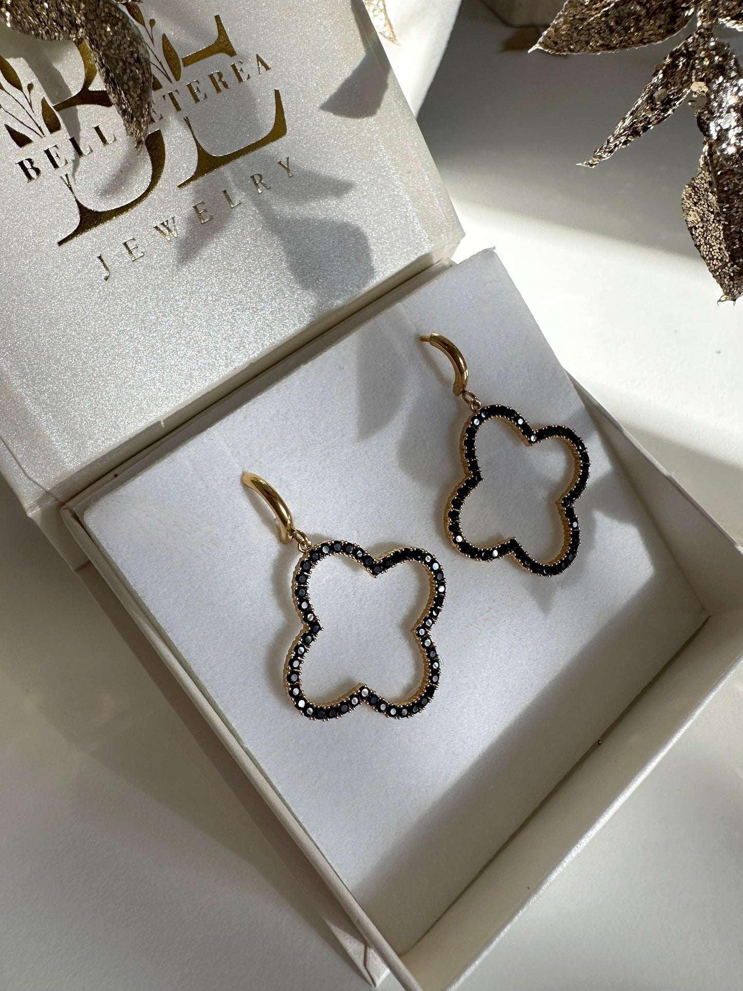 YVES ❥ Orecchini Gold & Nero