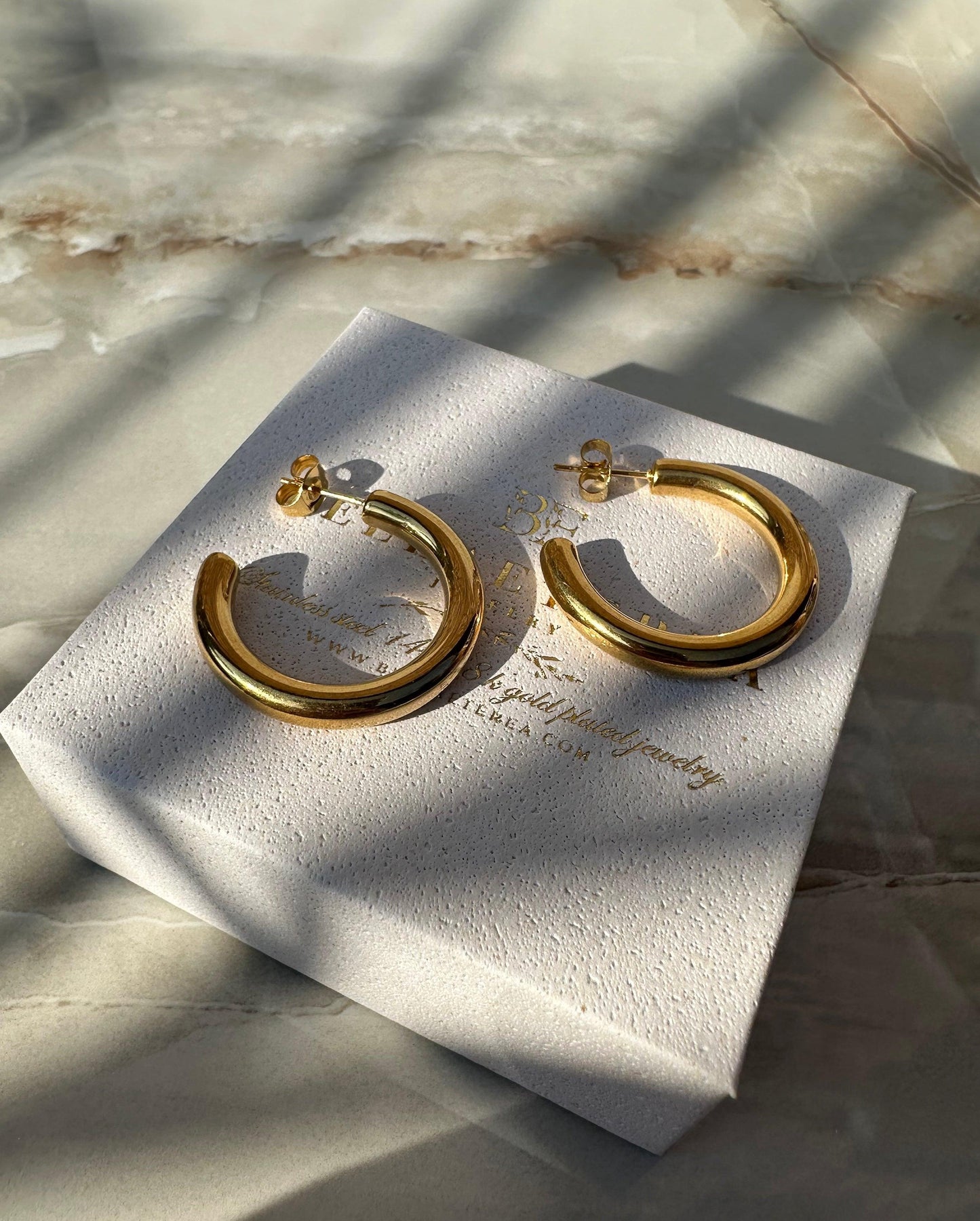 HOOPS ❥ Orecchini