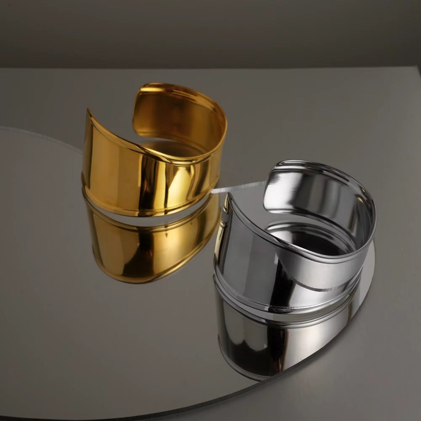 YASIRA ❥ Bangle Gold