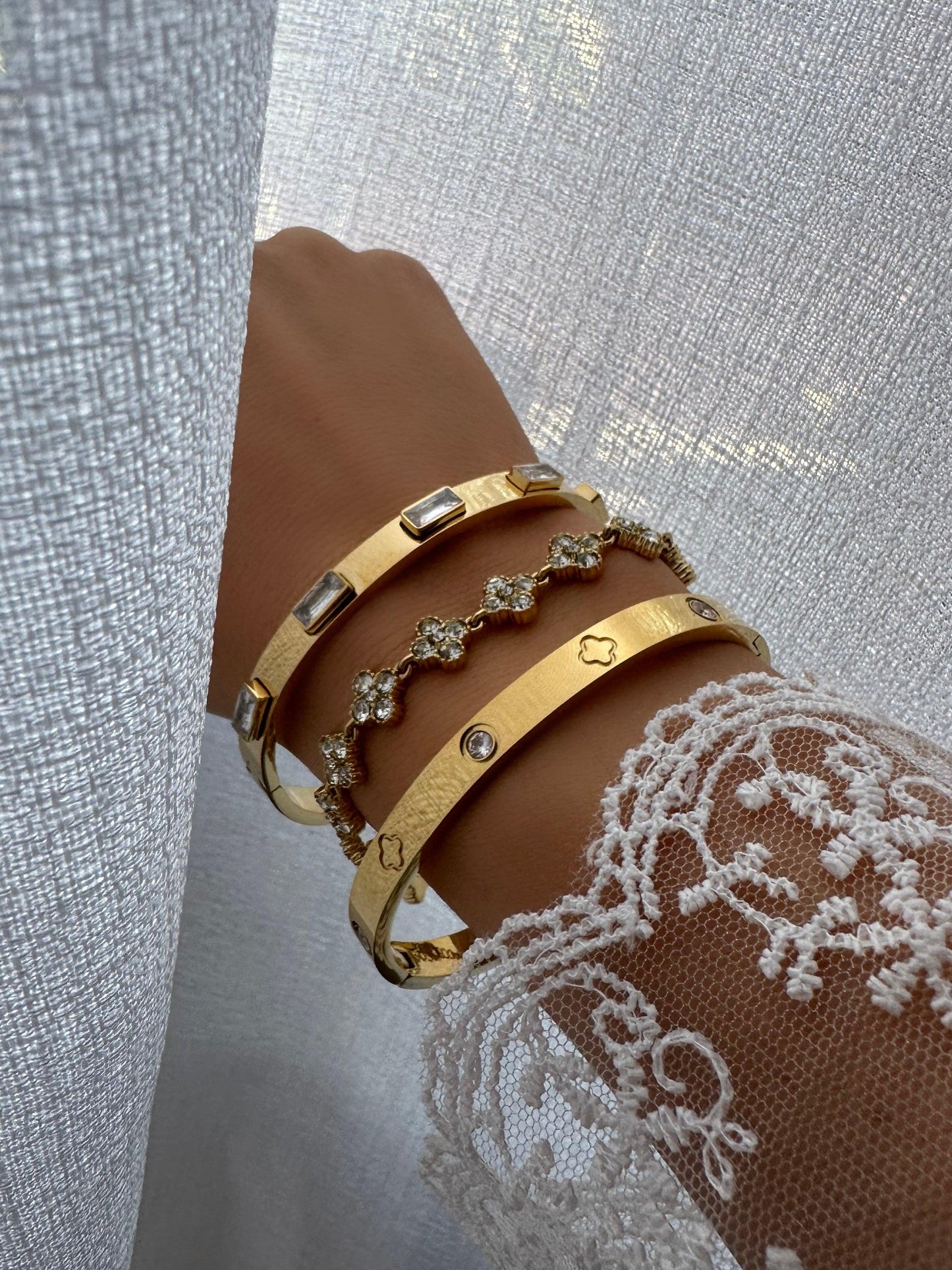 SERAPHINE ❥ Bangle Bianco
