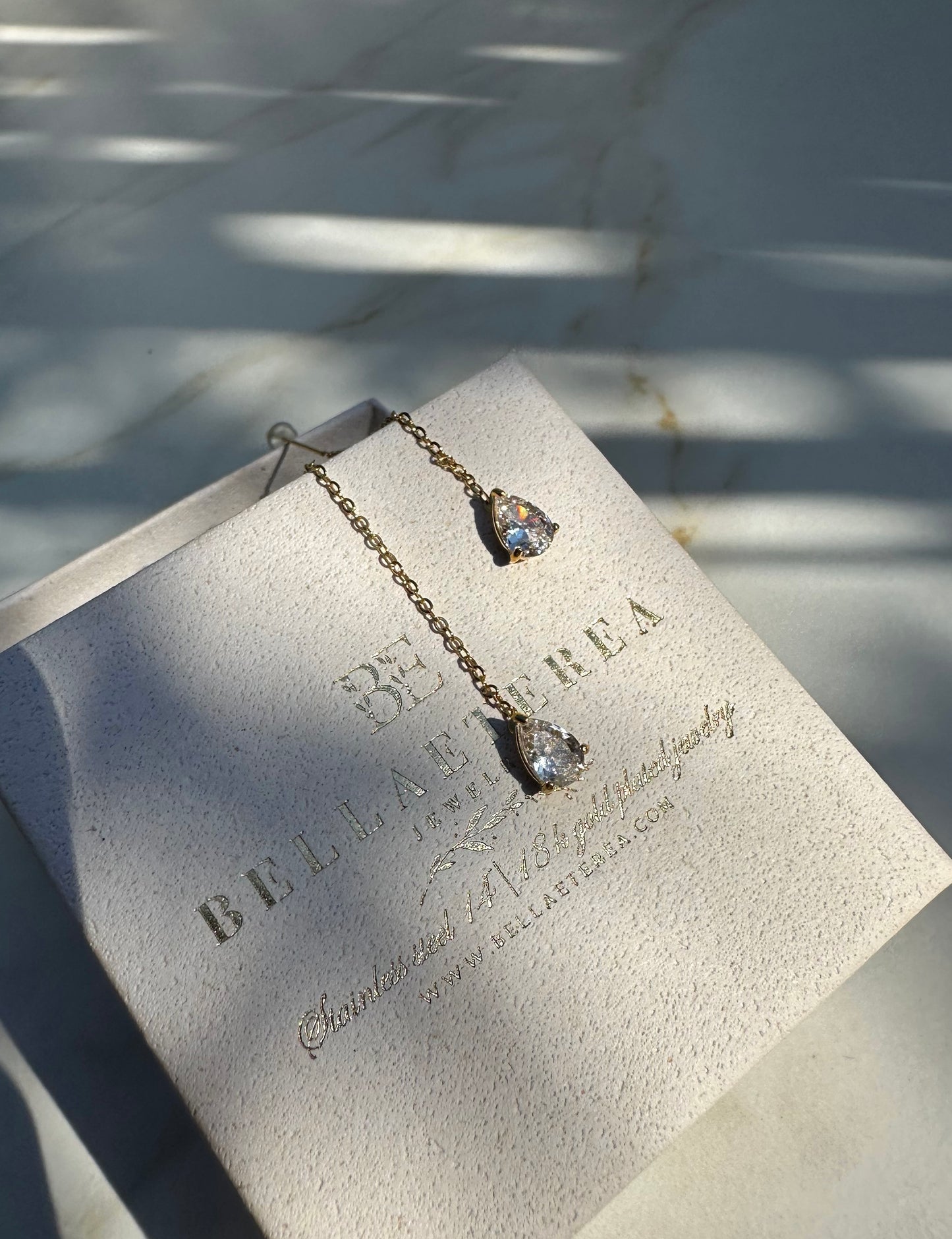 PEAR ❥ Orecchini Pendenti - BELLAETEREA