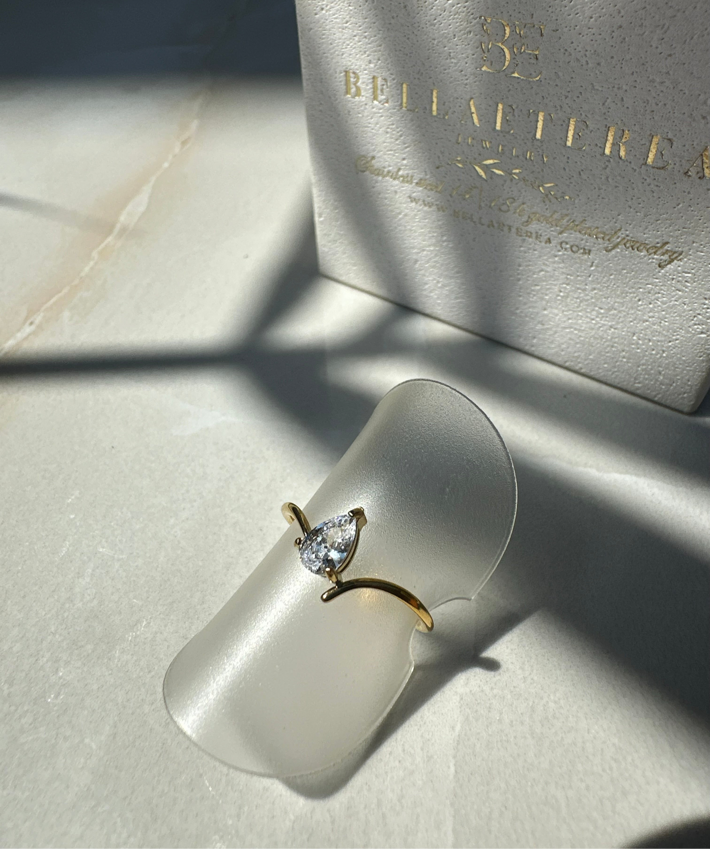 EMBRACE PEAR ❥ Anello