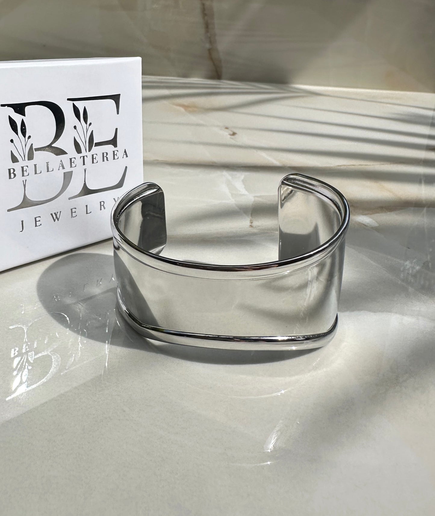 YASIRA ❥ Bangle Silver