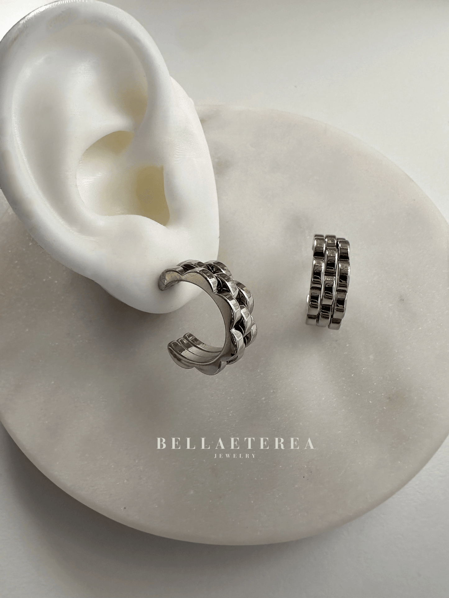 LOLA ❥ Silver Earrings - BELLAETEREA