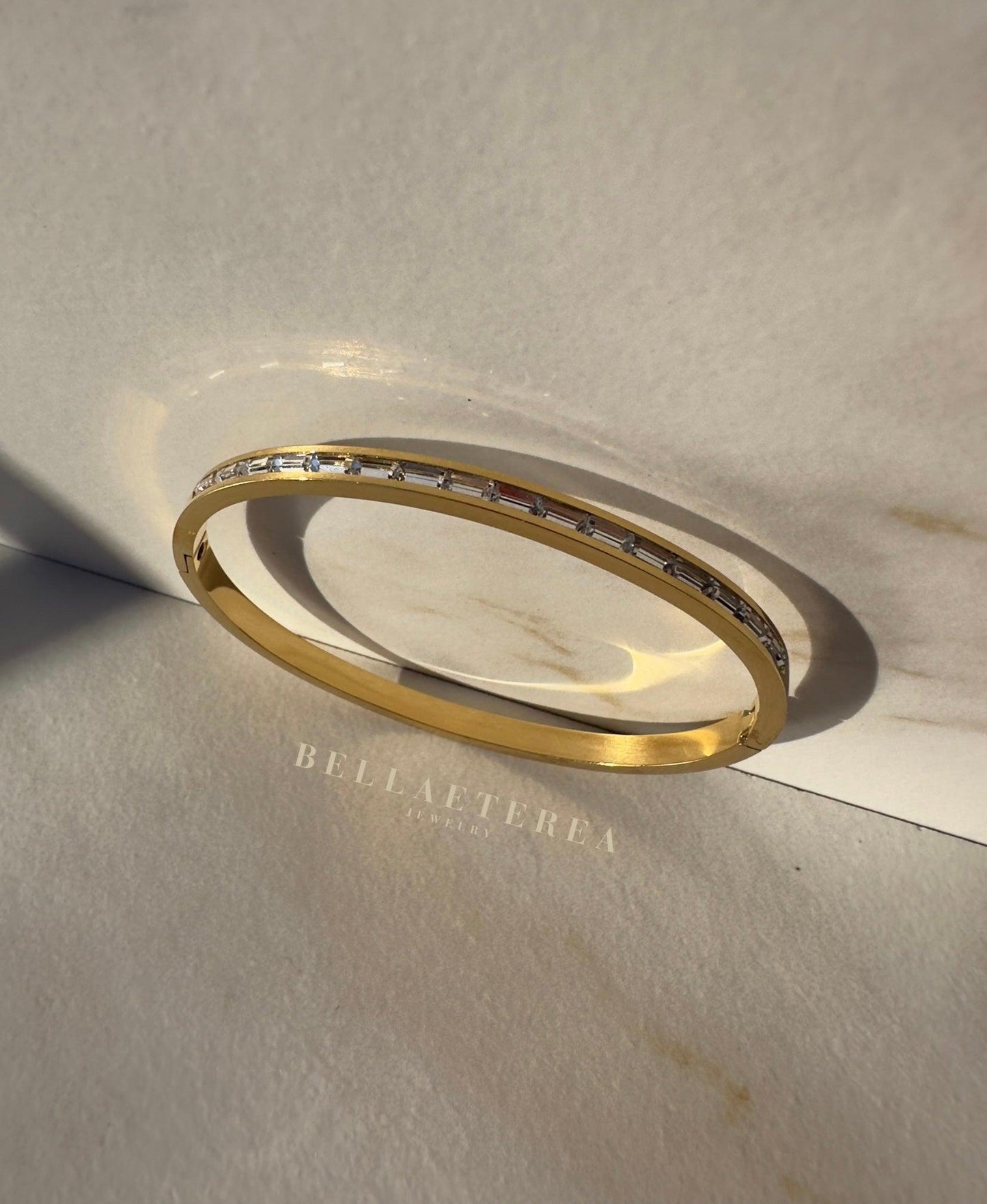 ÈLISE ❥ Gold Bangle
