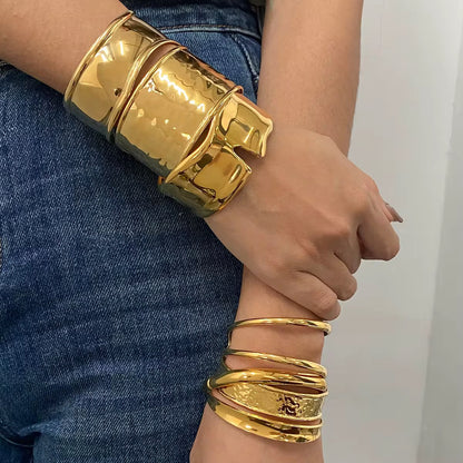 ALIYAH ❥ Bangle