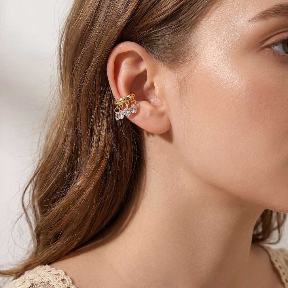 KENDAYA ❥ Ear Cuff Gold/White - BELLAETEREA