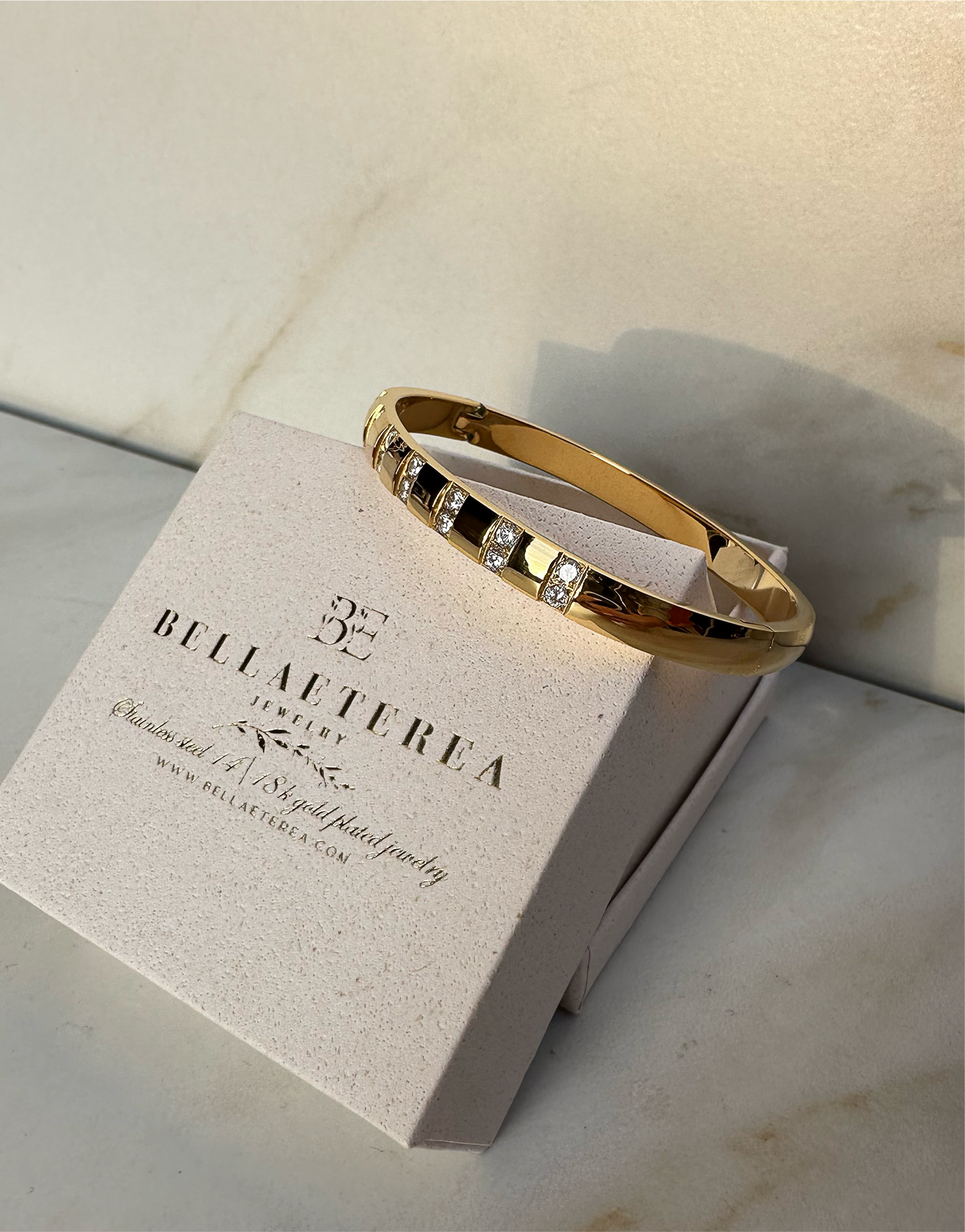 MIRA ❥ Bangle Gold