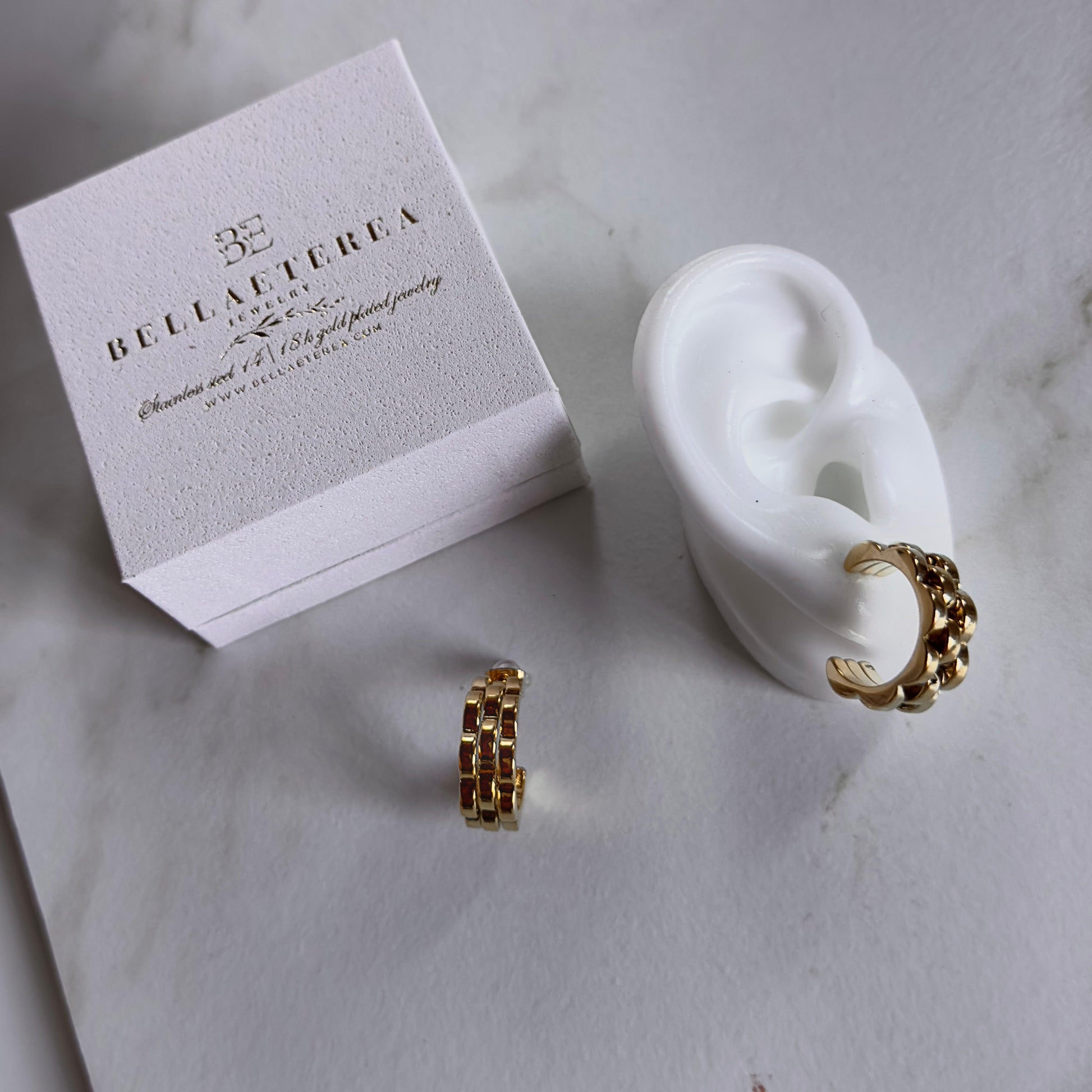 LOLA ❥ Gold Earrings - BELLAETEREA