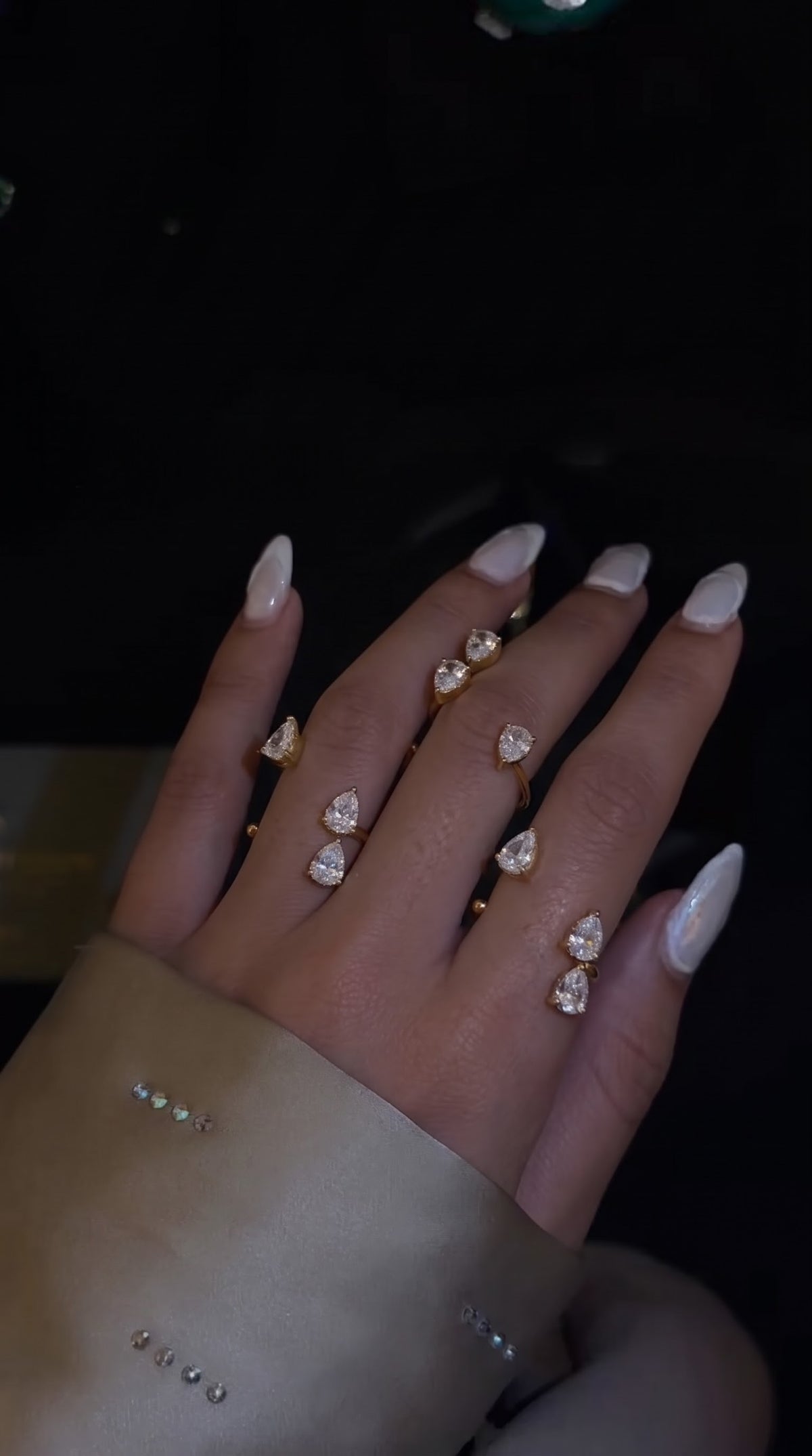 FLOATING PEARS ❥ Anello