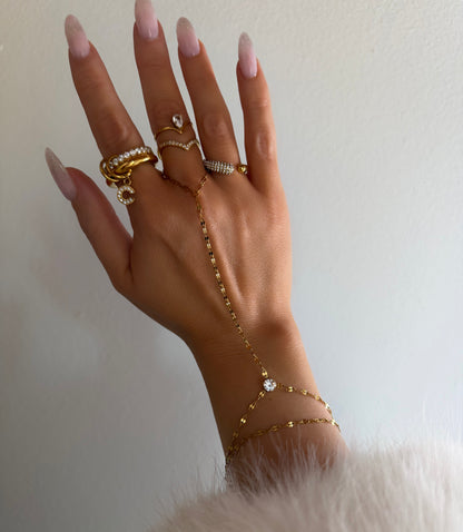 CLASSY CHIC ❥ Baciamano - BELLAETEREA