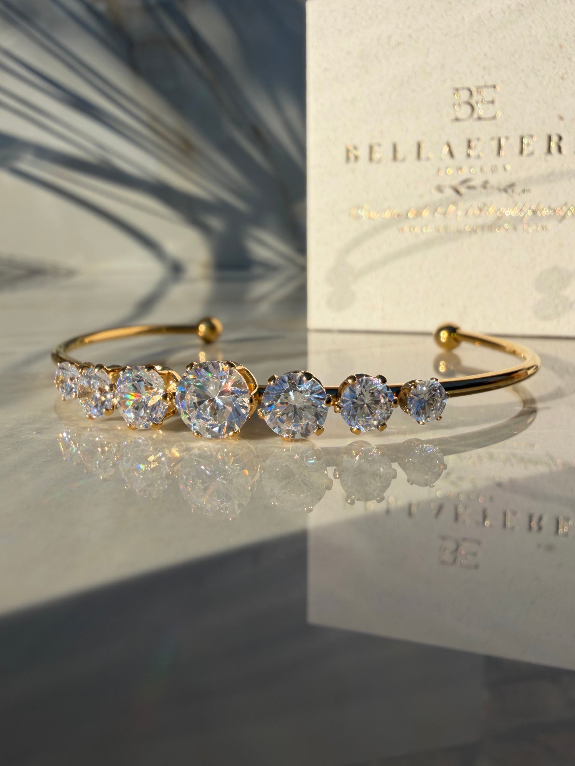 CROWNÈ ❥ Bangle - BELLAETEREA