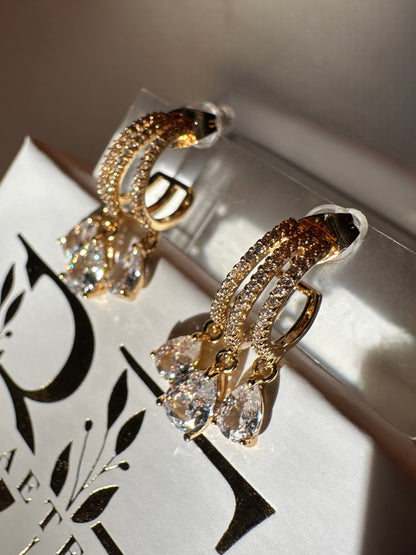 PENDENTI AURORA ❥ Gold/White Earrings