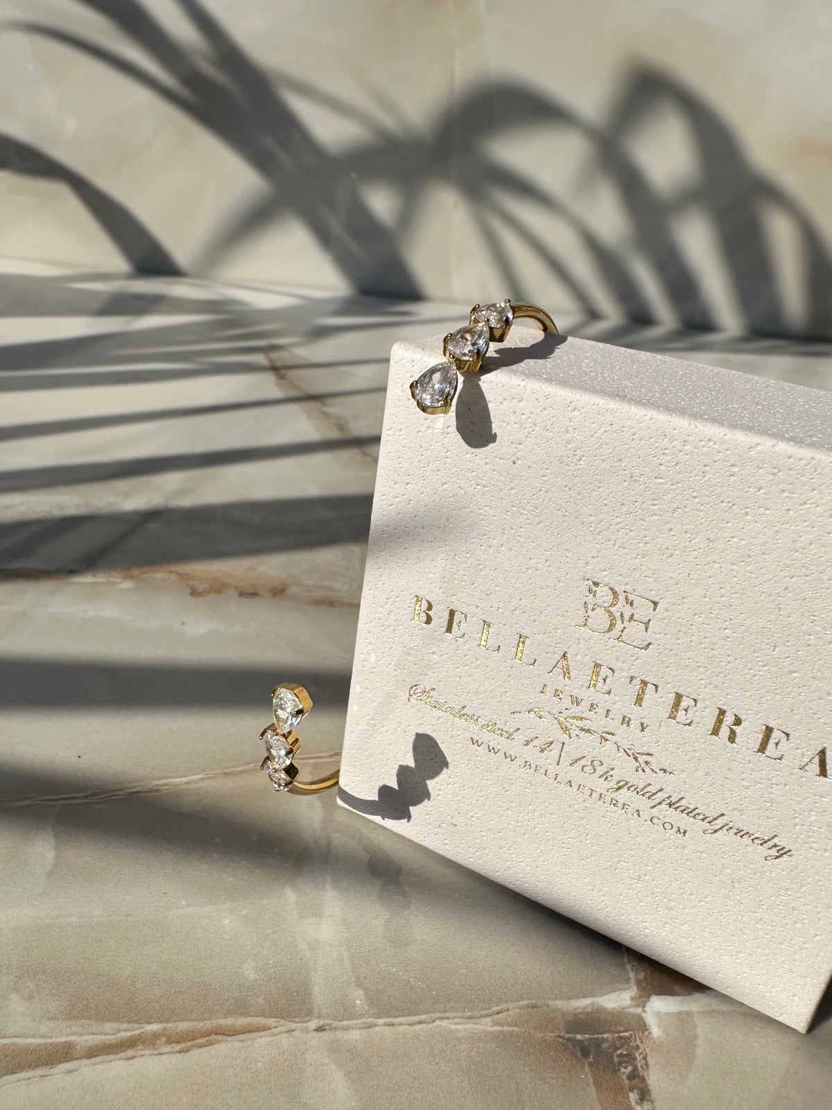DESIRÈ ❥ Bangle