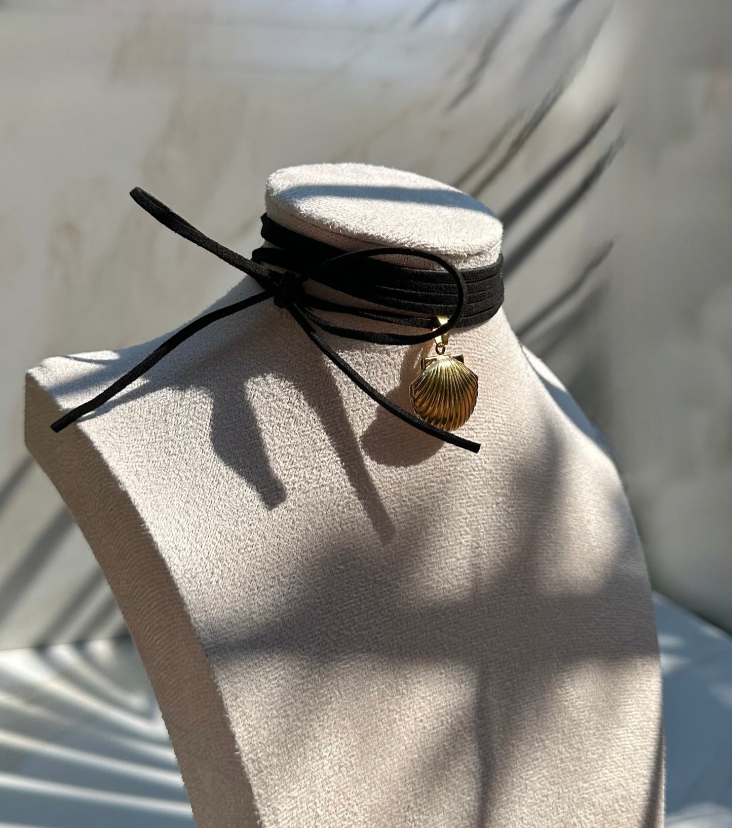 CHOKER SHELL ❥ Gold Necklace