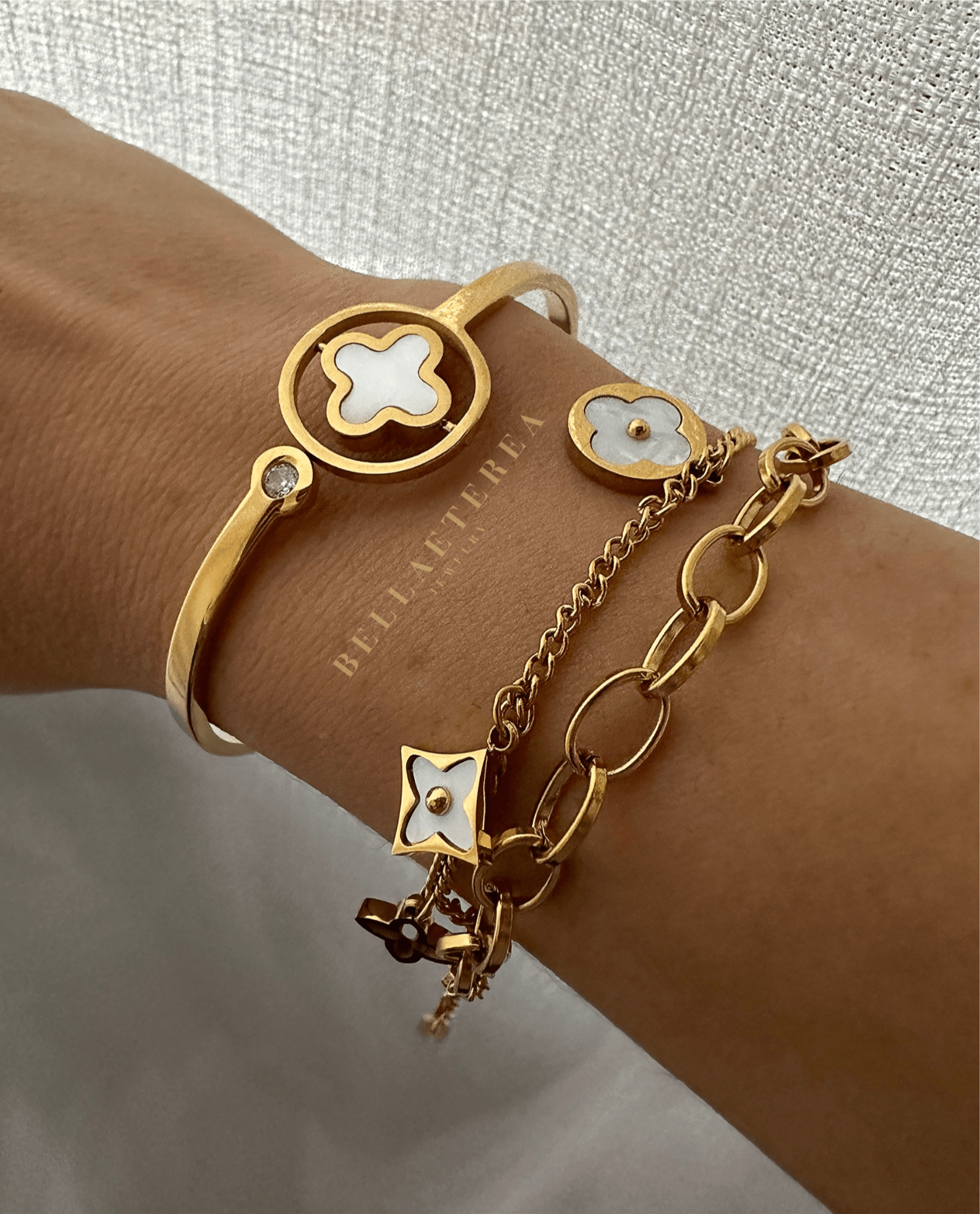 YING & YANG ❥ Bangle - BELLAETEREA