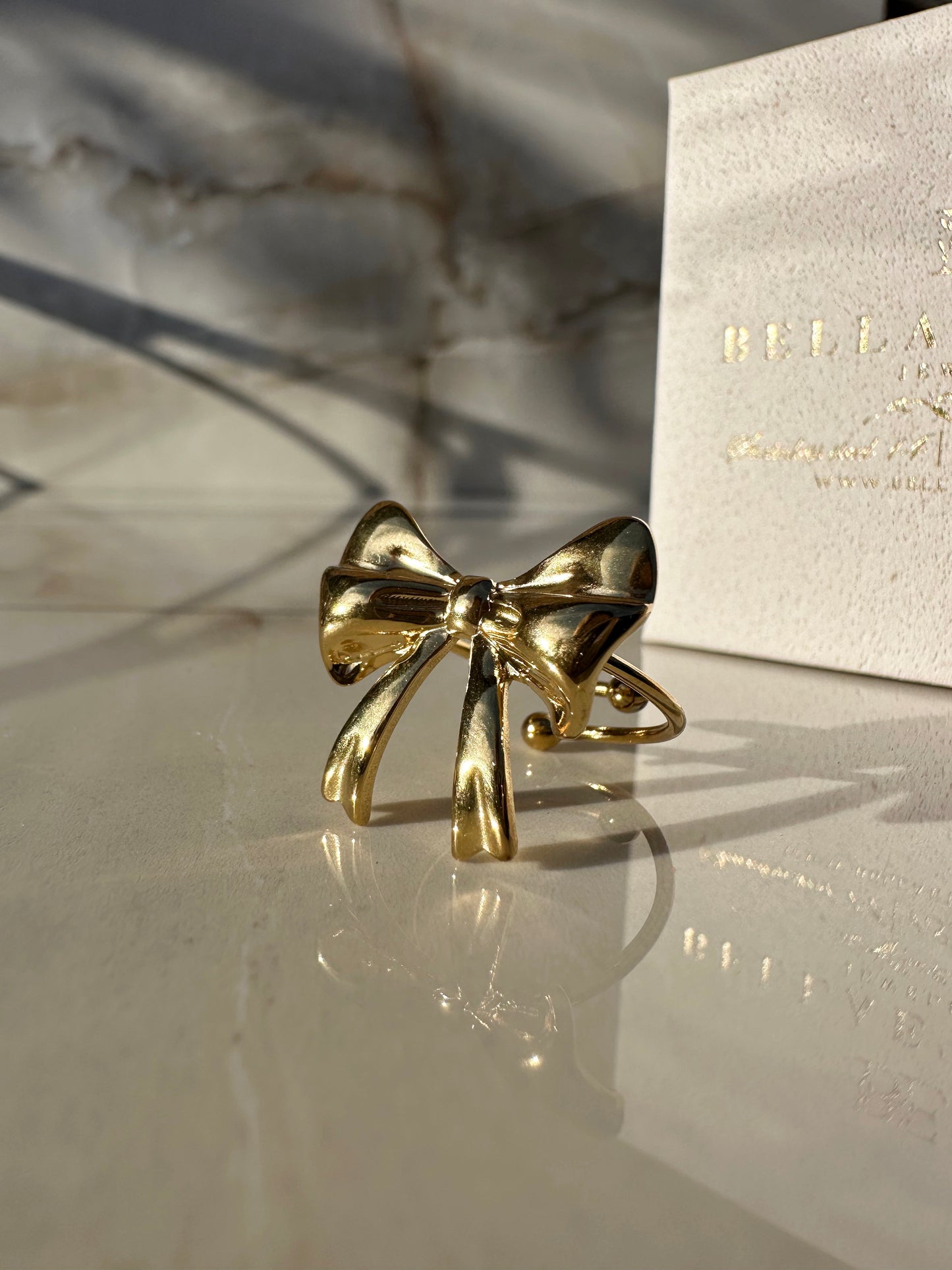 BOW ME ❥ Gold Ring