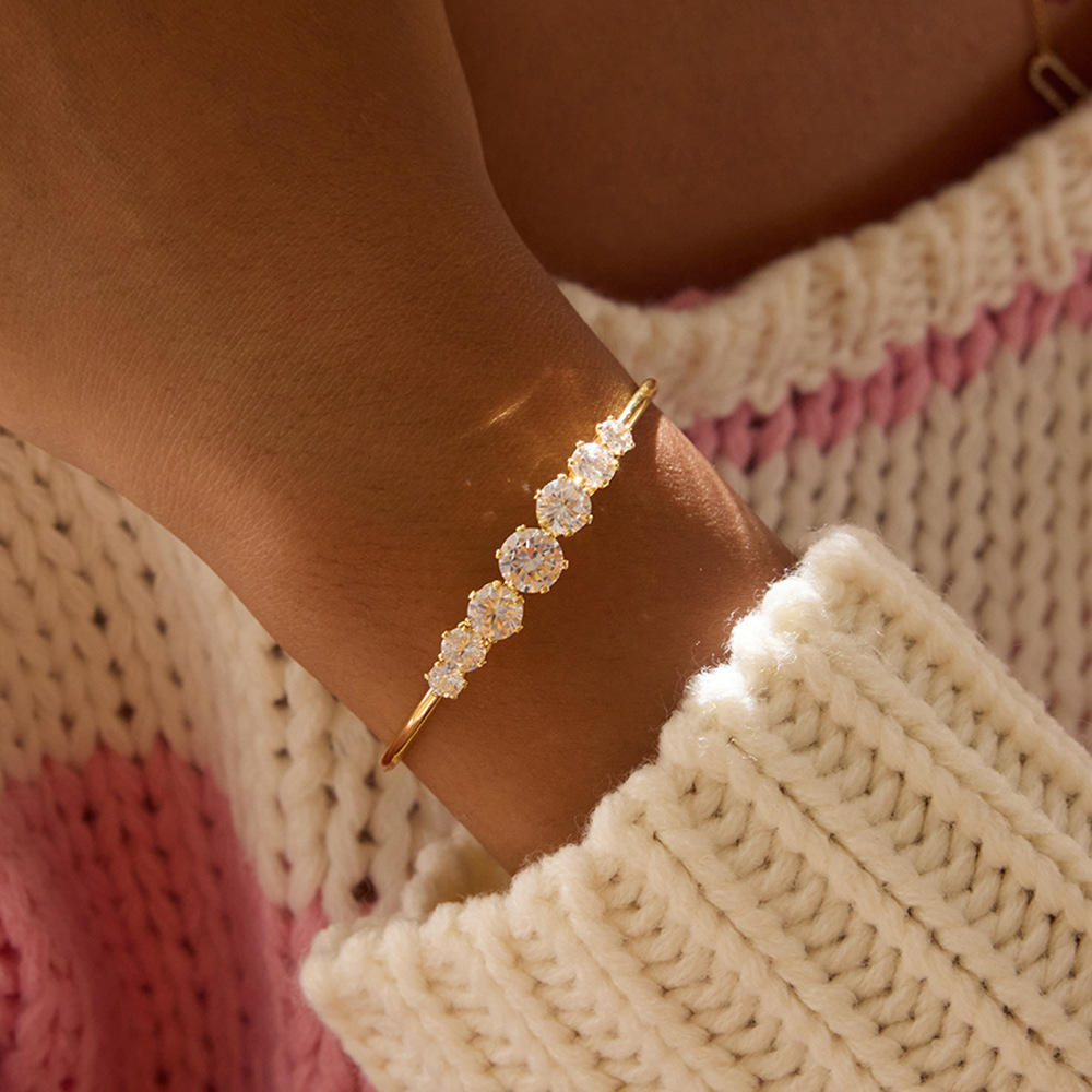 CROWNÈ ❥ Bangle - BELLAETEREA