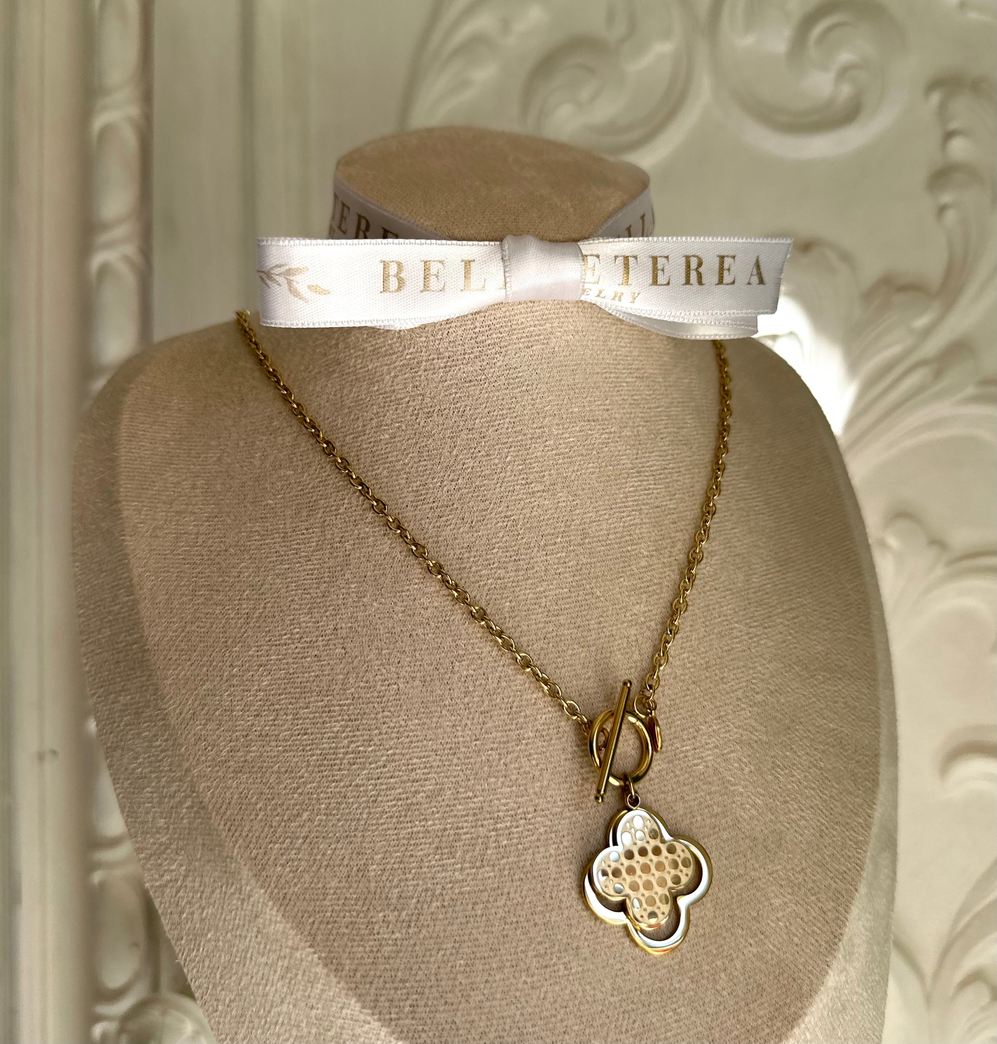 LEA ❥ Necklace - BELLAETEREA