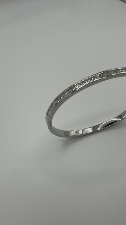 SLIM SKYLAR ❥ Silver Bangle